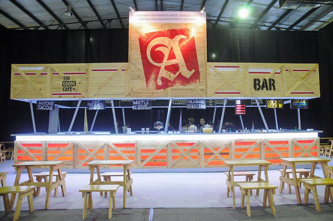 Booth pameran A Mild