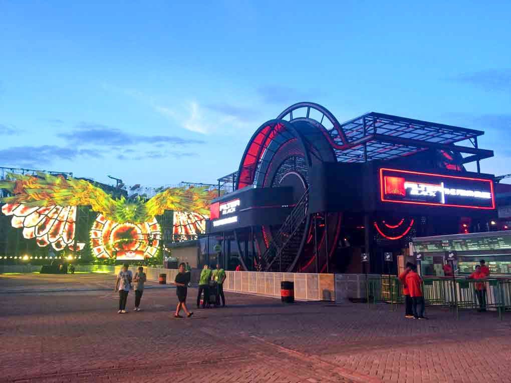 Booth event activation Marlboro DWP 2016